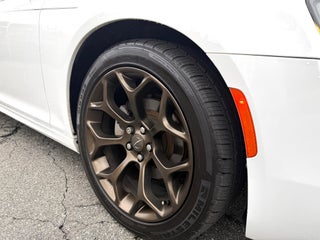 Image of 2019 Chrysler 300