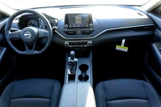 Image of 2025 Nissan Altima