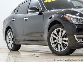 Image of 2015 Infiniti Q70