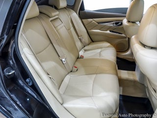 Image of 2015 Infiniti Q70