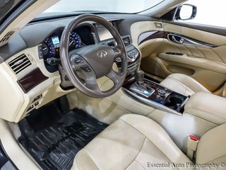 Image of 2015 Infiniti Q70