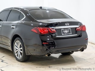 Image of 2015 Infiniti Q70