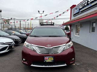 Image of 2011 Toyota Sienna