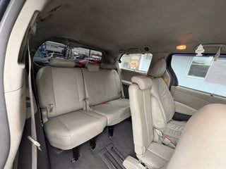 Image of 2011 Toyota Sienna