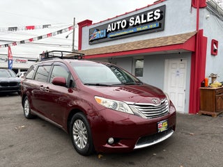 2011 Toyota Sienna