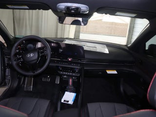 Image of 2025 Hyundai Elantra