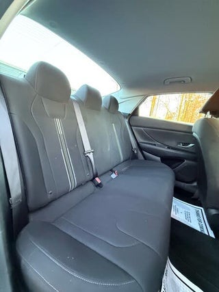 Image of 2022 Hyundai Elantra