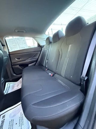 Image of 2022 Hyundai Elantra