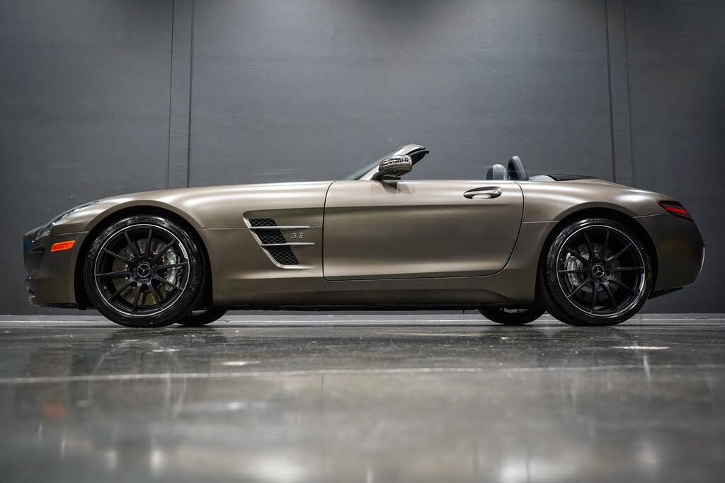 Mercedes-Benz SLS AMG