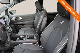 Image of 2026 Chrysler Pacifica