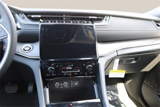 Image of 2025 Jeep Grand Cherokee