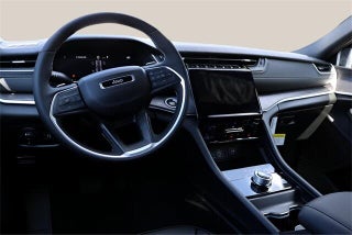 Image of 2025 Jeep Grand Cherokee