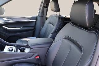 Image of 2025 Jeep Grand Cherokee