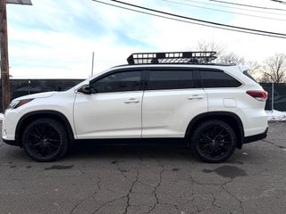 Image of 2019 Toyota Highlander