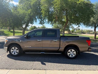 Image of 2017 Nissan Titan