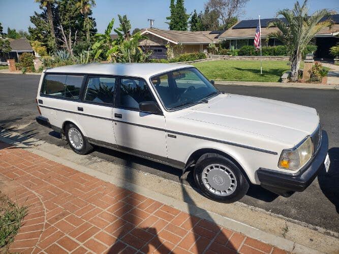 Volvo 240