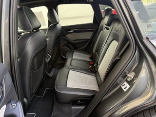 Image of 2016 Audi Q5