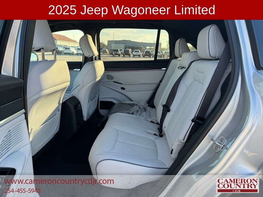 2025 Jeep Wagoneer S