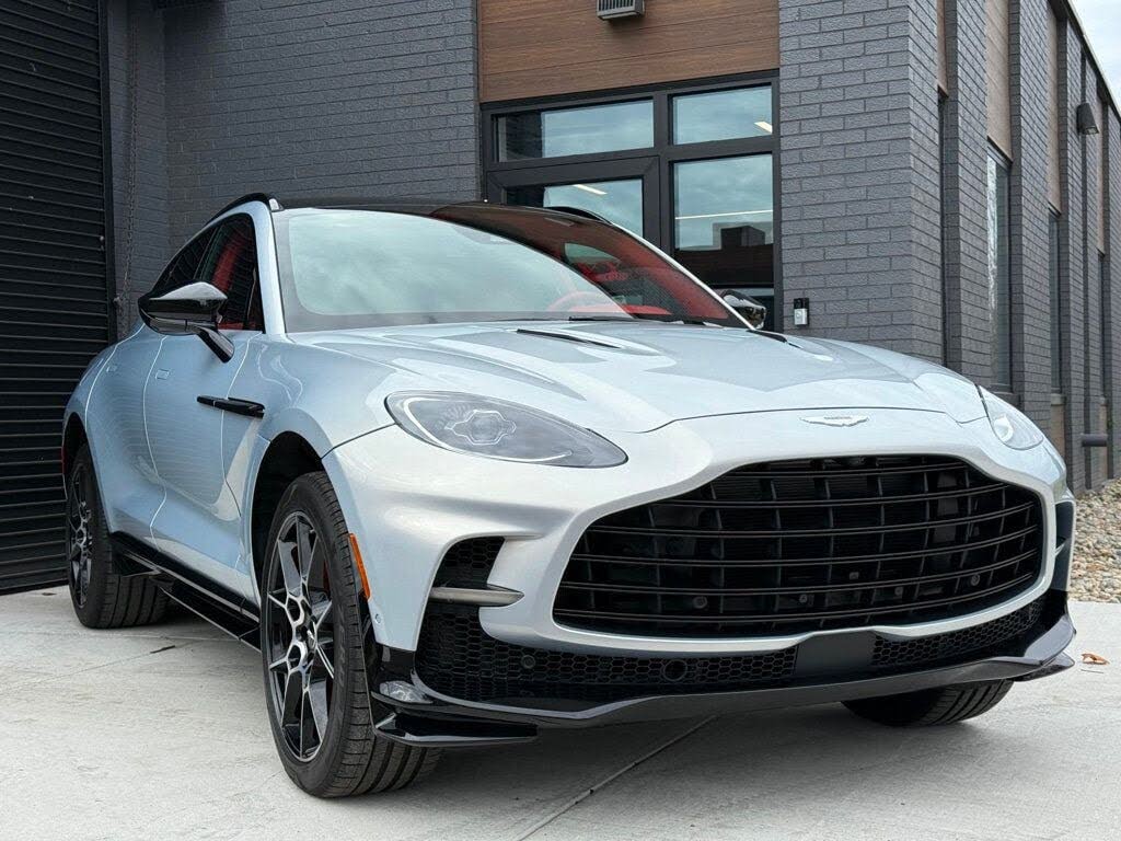 Aston Martin DBX