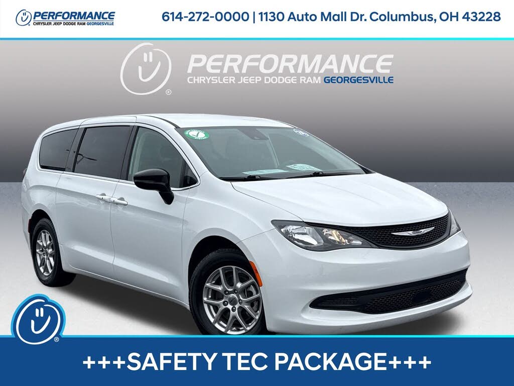 2024 Chrysler Voyager