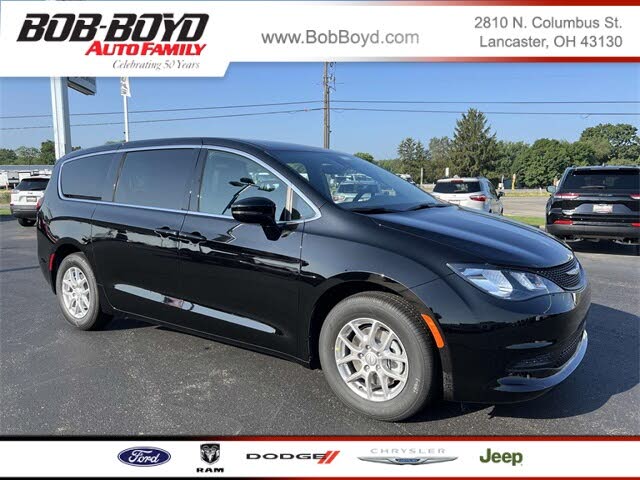 2025 Chrysler Voyager