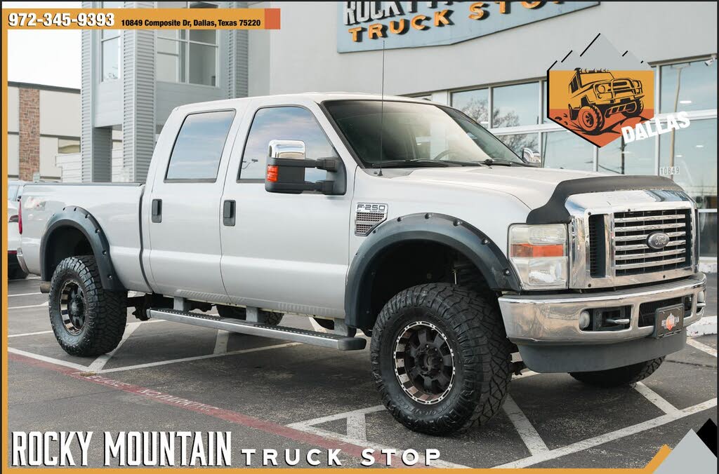 2010 Ford F-250 Super Duty XLT — photo 1 of 12