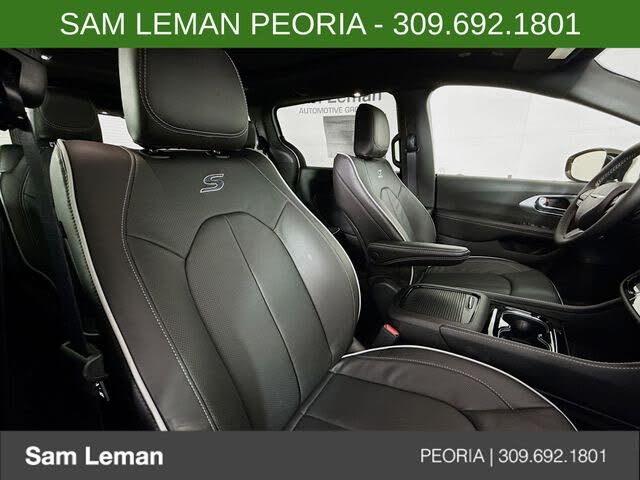 2026 Chrysler Pacifica
