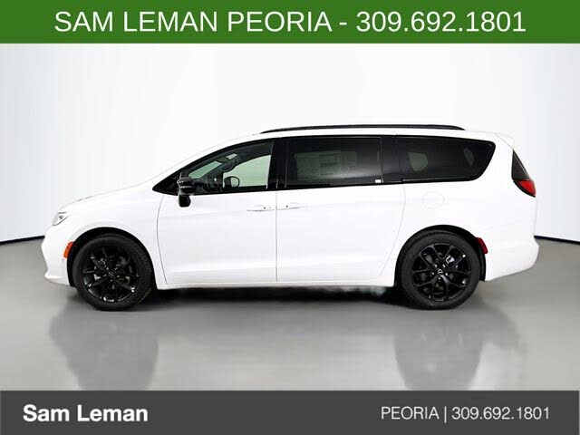 2026 Chrysler Pacifica