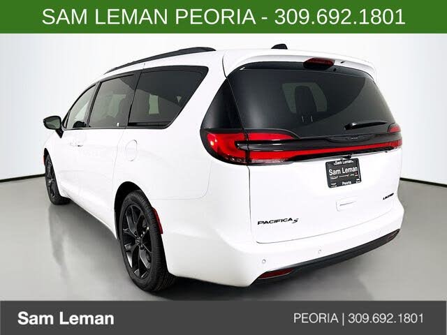 2026 Chrysler Pacifica