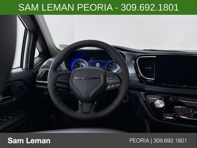 2026 Chrysler Pacifica