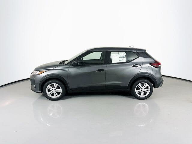 2025 Nissan Kicks