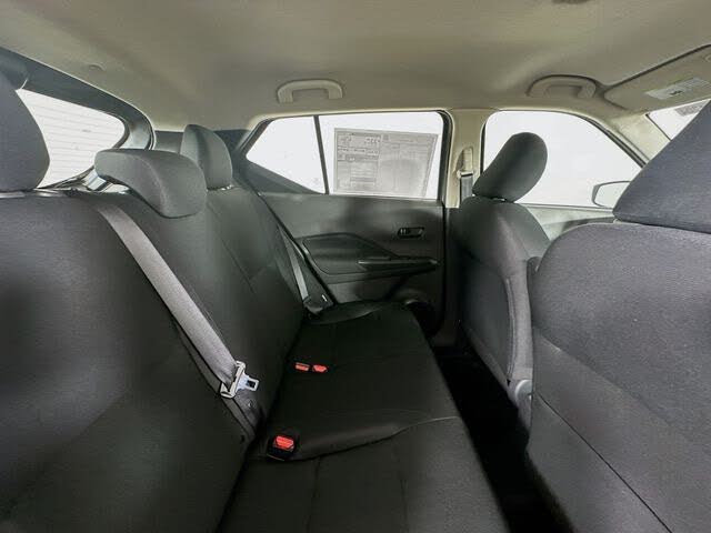 2025 Nissan Kicks