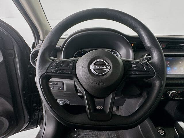 2025 Nissan Kicks