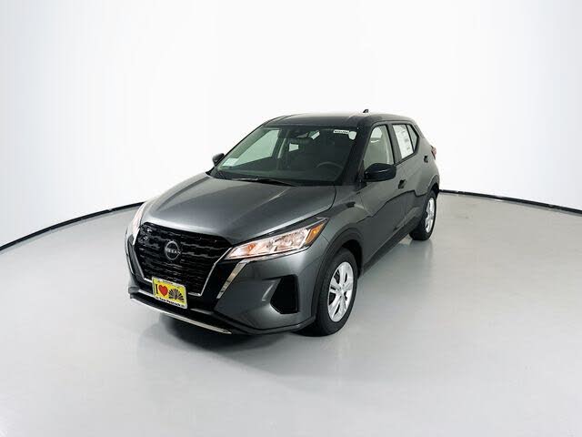 2025 Nissan Kicks