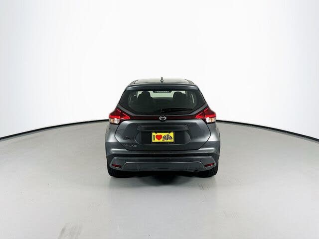 2025 Nissan Kicks