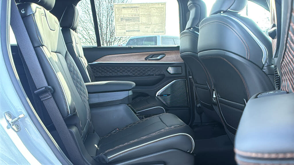2025 Jeep Grand Cherokee L