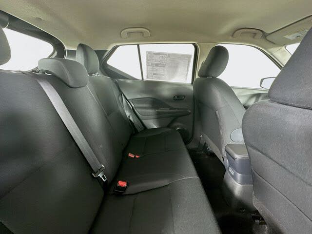 2025 Nissan Kicks