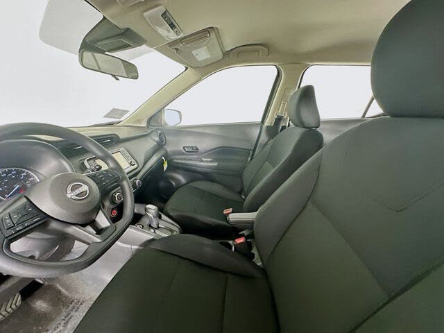 2025 Nissan Kicks