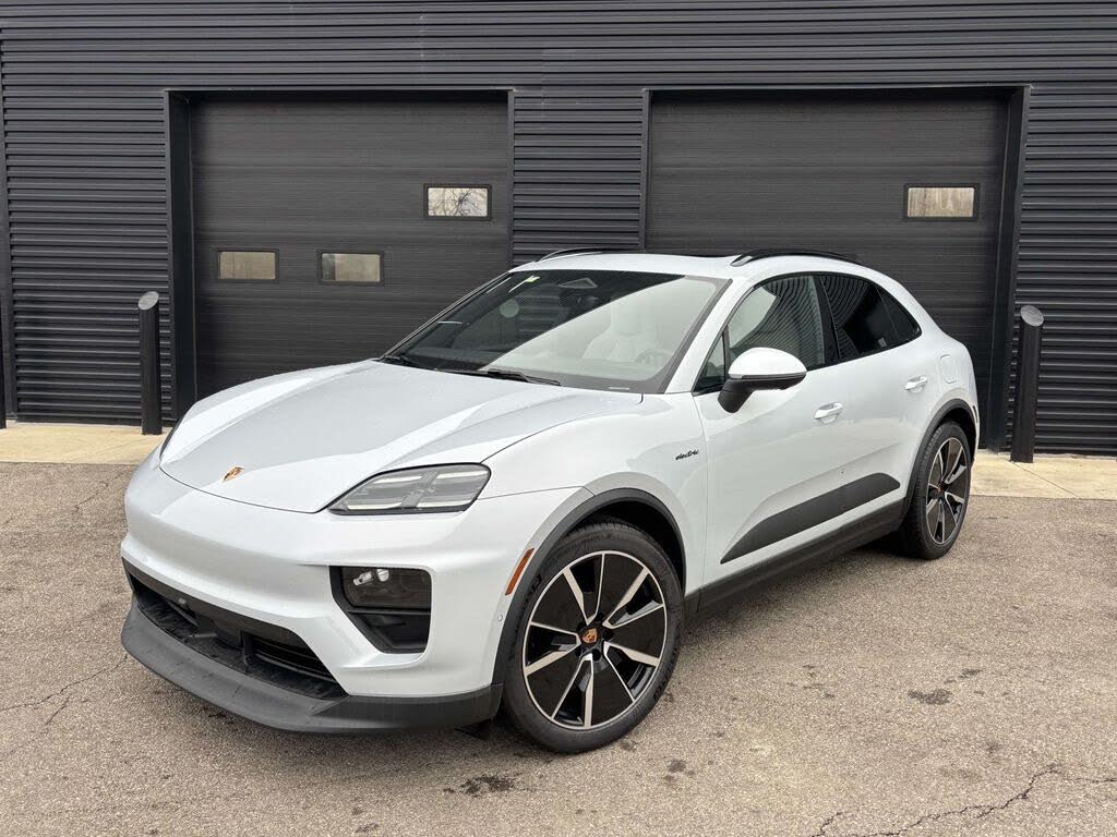 2026 Porsche Macan