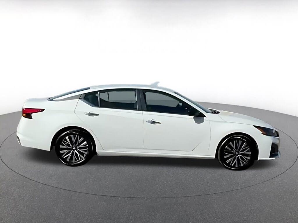 2025 Nissan Altima