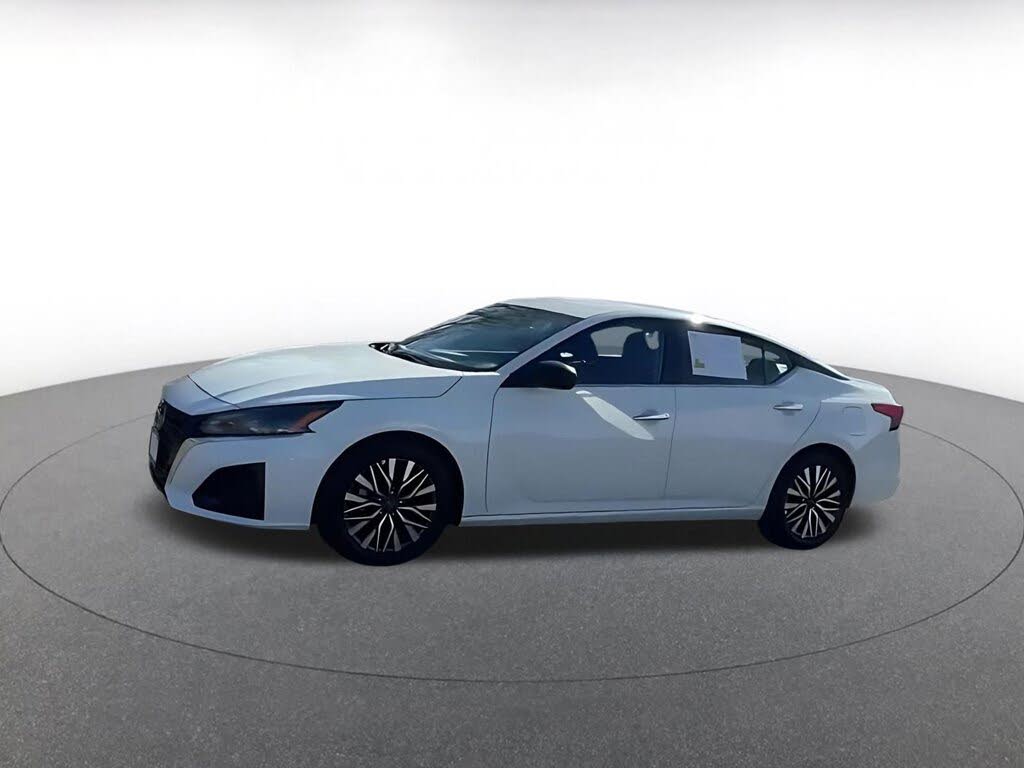 2025 Nissan Altima