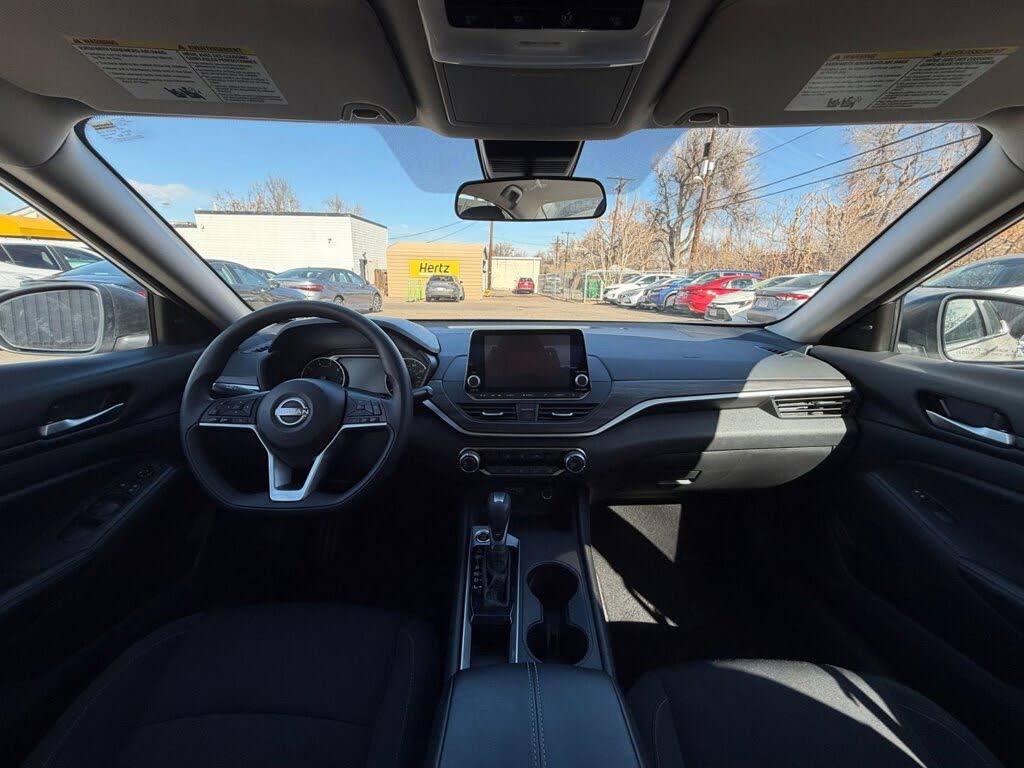 2025 Nissan Altima