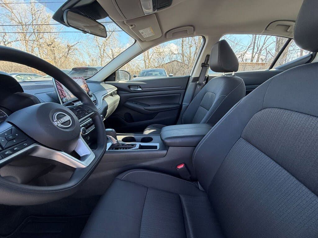 2025 Nissan Altima