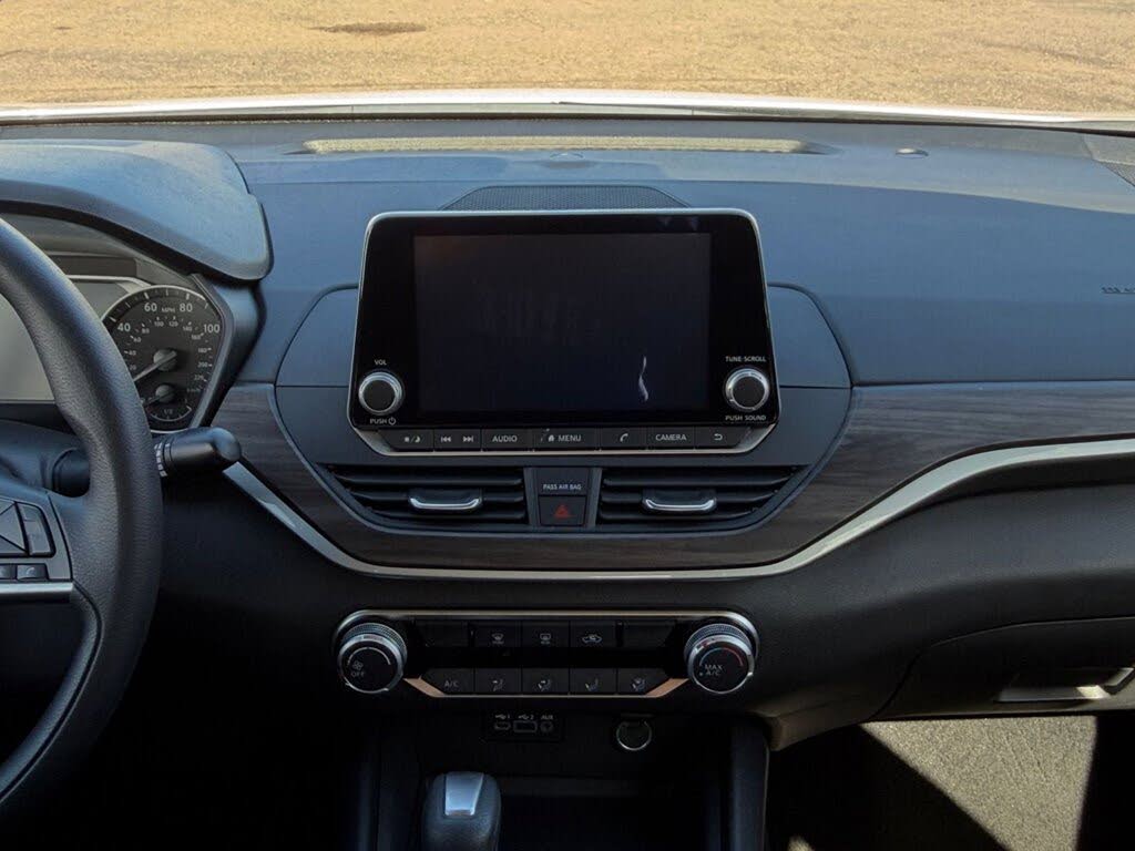 2025 Nissan Altima