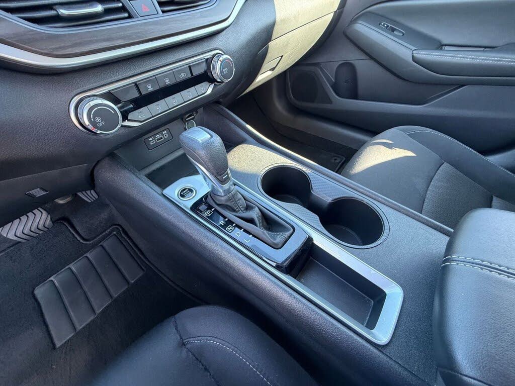 2025 Nissan Altima