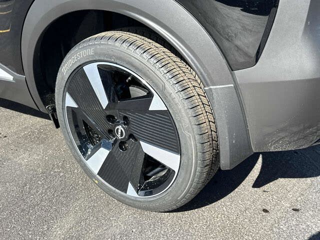 2025 Nissan Kicks