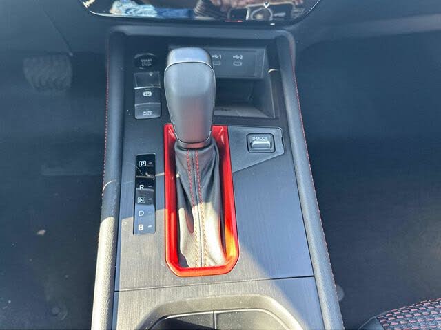 2025 Nissan Kicks