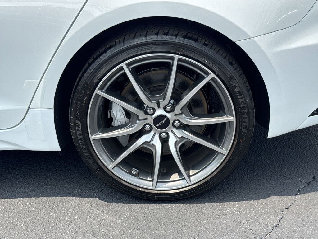 2025 Genesis G70