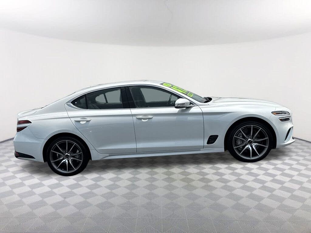 2025 Genesis G70