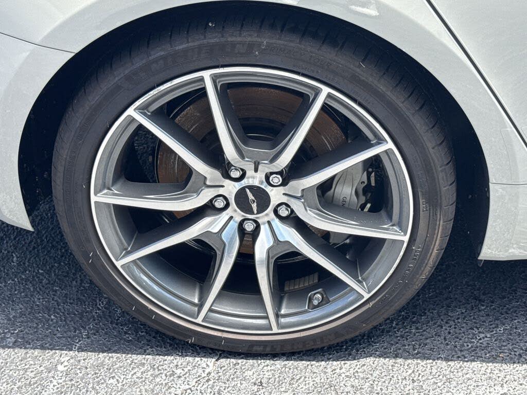 2025 Genesis G70